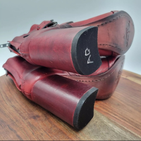 Freebird Joey Boots Women's 8 Red Leather Distressed Buckle Western Heel Pointed - Picture 11 of 13